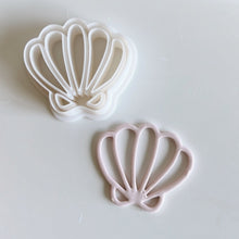 Load image into Gallery viewer, Shell Clay Cutter