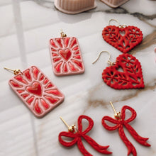 Load image into Gallery viewer, Heart Card Clay Cutter