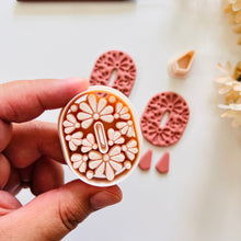 Load image into Gallery viewer, Flor de Mezquite Clay Cutter