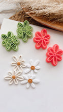 Load image into Gallery viewer, Kamel Flower Clay Cutter