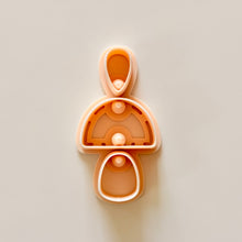 Load image into Gallery viewer, Carmín Clay Cutter