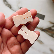 Load image into Gallery viewer, Knife Blade Holder | Protective Grip for Safe Handling