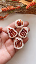 Load image into Gallery viewer, Pumpkins Clay Cutter