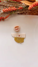 Load image into Gallery viewer, Muffin Clay Cutter