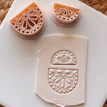 Load image into Gallery viewer, Soms clay cutter