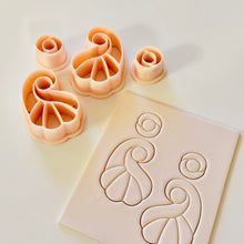 Load image into Gallery viewer, Aida Clay Cutter Ser