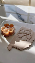 Load image into Gallery viewer, Cosmos Flower Cutter