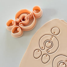Load image into Gallery viewer, Ciruela Clay Cutter