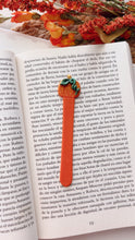 Load image into Gallery viewer, Pumpkin Bookmark Clay Vutter