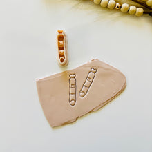 Load image into Gallery viewer, Zombie Finger Clay Cutter