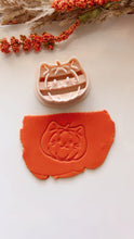 Load image into Gallery viewer, Pumpkitty Clay Cutter