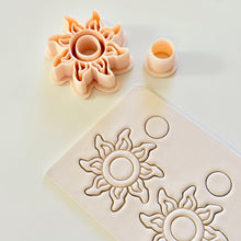 Load image into Gallery viewer, Leo Clay Cutter Set