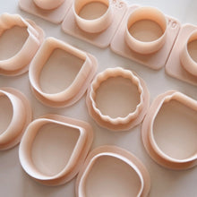 Load image into Gallery viewer, Medium Polymer Clay Ring Cutter Set (11pc)