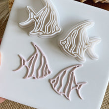 Load image into Gallery viewer, Fish Clay Cutter