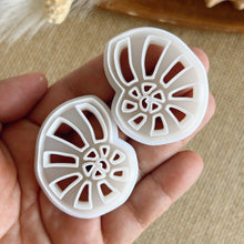 Load image into Gallery viewer, Nautilus Clay Cutter