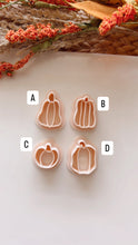 Load image into Gallery viewer, Pumpkins Clay Cutter