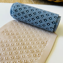 Load image into Gallery viewer, Aztec Texture Roller