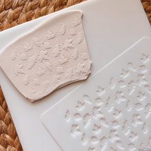 Load image into Gallery viewer, Maple Leaves Stencil