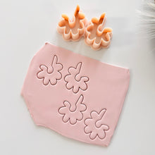 Load image into Gallery viewer, Vela Clay Cutter