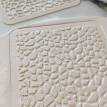 Load image into Gallery viewer, Giraffe 3D stencil