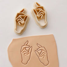 Load image into Gallery viewer, Magic Hands Clay Cutter Set