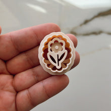 Load image into Gallery viewer, Floresilla Clay Cutter