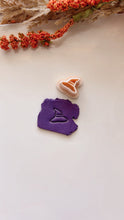 Load image into Gallery viewer, Witch Hat Clay Cutter