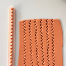 Load image into Gallery viewer, 09 Edge Cutter For Polymer Clay