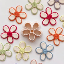 Load image into Gallery viewer, PentaFlower Clay Cutter