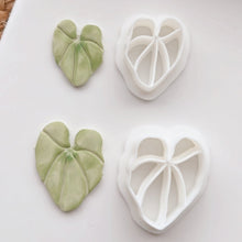 Load image into Gallery viewer, Elephant Ear Clay Cutter