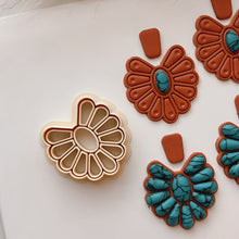 Load image into Gallery viewer, LG Bolo Clay Cutter Set