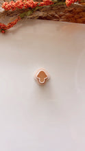 Load image into Gallery viewer, Fat Mushroom Clay Cutter
