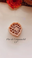 Load image into Gallery viewer, Flor de Cempasuchil Clay Cutter