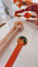 Load image into Gallery viewer, Pumpkin Bookmark Clay Vutter