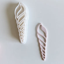 Load image into Gallery viewer, Caracola Clay Cutter