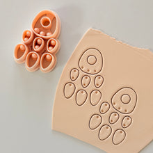 Load image into Gallery viewer, Avellana Clay Cutter