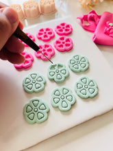 Load image into Gallery viewer, Flor de Nopal Clay Cutter
