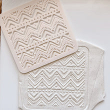 Load image into Gallery viewer, Moon 3D Stencil