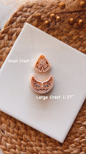 Load image into Gallery viewer, Crest clay cutter