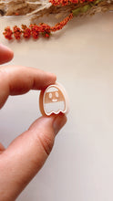 Load image into Gallery viewer, Ghostie Clay Cutter