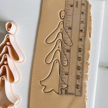 Load image into Gallery viewer, Long Flower Clay Cutter | Large Version