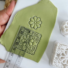 Load image into Gallery viewer, Florecita Tile Clay Earring Cutter