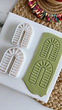 Load image into Gallery viewer, Arco Clay Earring Cutter