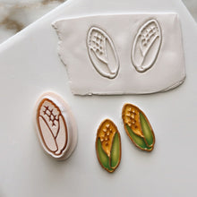 Load image into Gallery viewer, Corn Clay Cutter