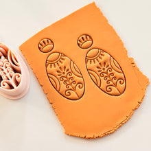 Load image into Gallery viewer, Colette Clay Cutter