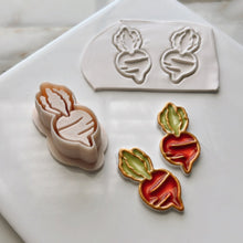 Load image into Gallery viewer, Beet/Radish Clay Cutter