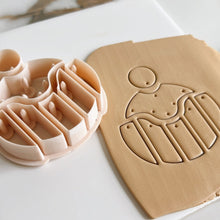 Load image into Gallery viewer, Parted Circle Clay Cutter | Large Version