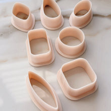 Load image into Gallery viewer, Shapes Clay Cutters Set