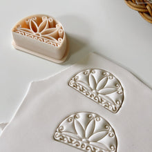 Load image into Gallery viewer, Puerta Clay Cutter