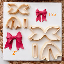 Load image into Gallery viewer, Coquette 02 Clay Cutter